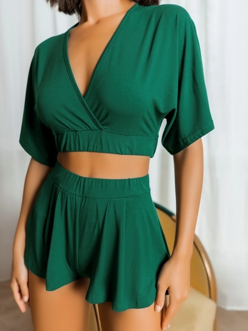 

Комплект пижамный женский зеленый, пикантный укороченный топ с глубоким V-образным вырезом, рукавом до локтя и шорты, пижама с оборками, домашняя одежда