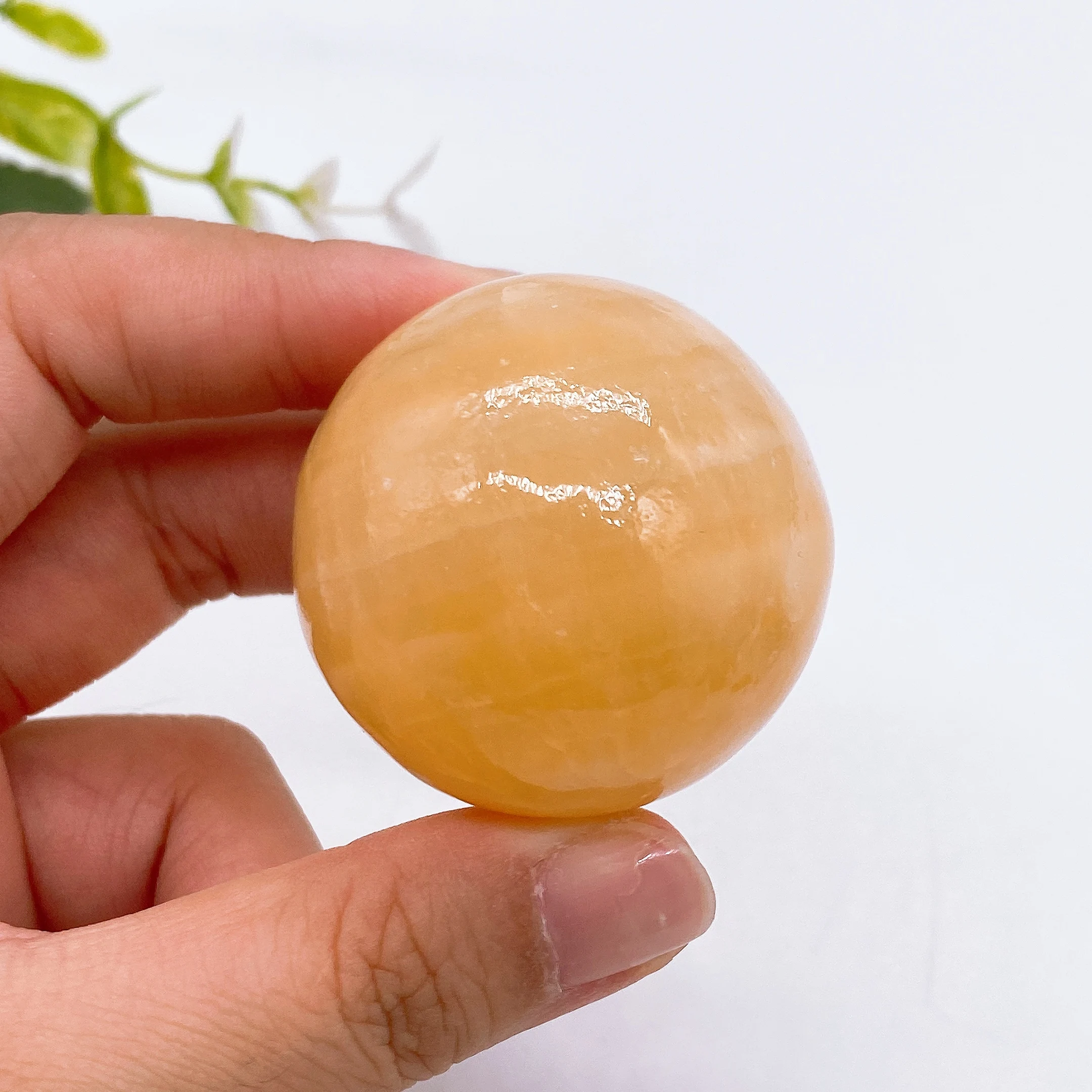 

Желтый кальцит Сфера 40 мм