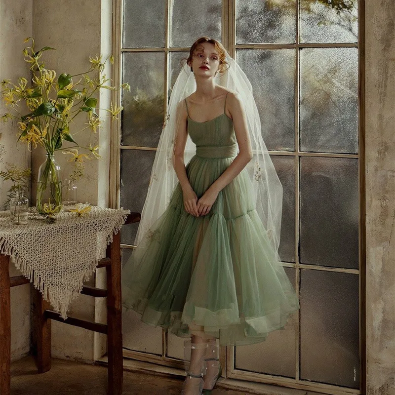 

2022 Spaghetti Straps Lace-up Backless Short Party Gown Princess Tea Length Fantastic Mint Green Square Neck Prom Dresses