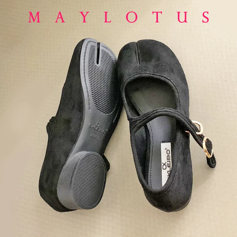 Туфли женские замшевые с разрезом на высоком каблуке 3 см в стиле ретро