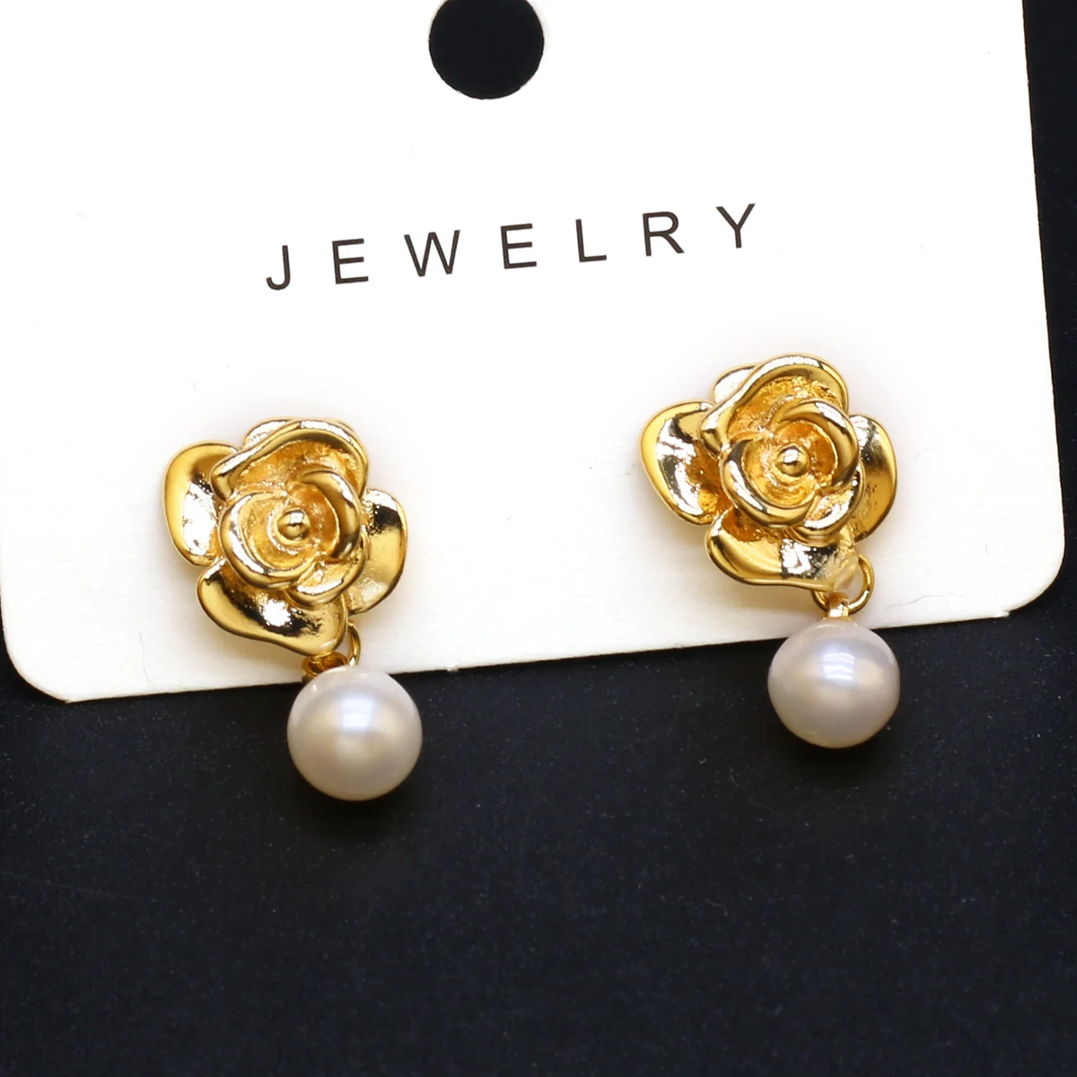 

Vintage Natural Freshwater Pearls Earrings 18K Gold Color Flower Pearl Earrings For Women Luxury Wedding Jewelry Anniversary