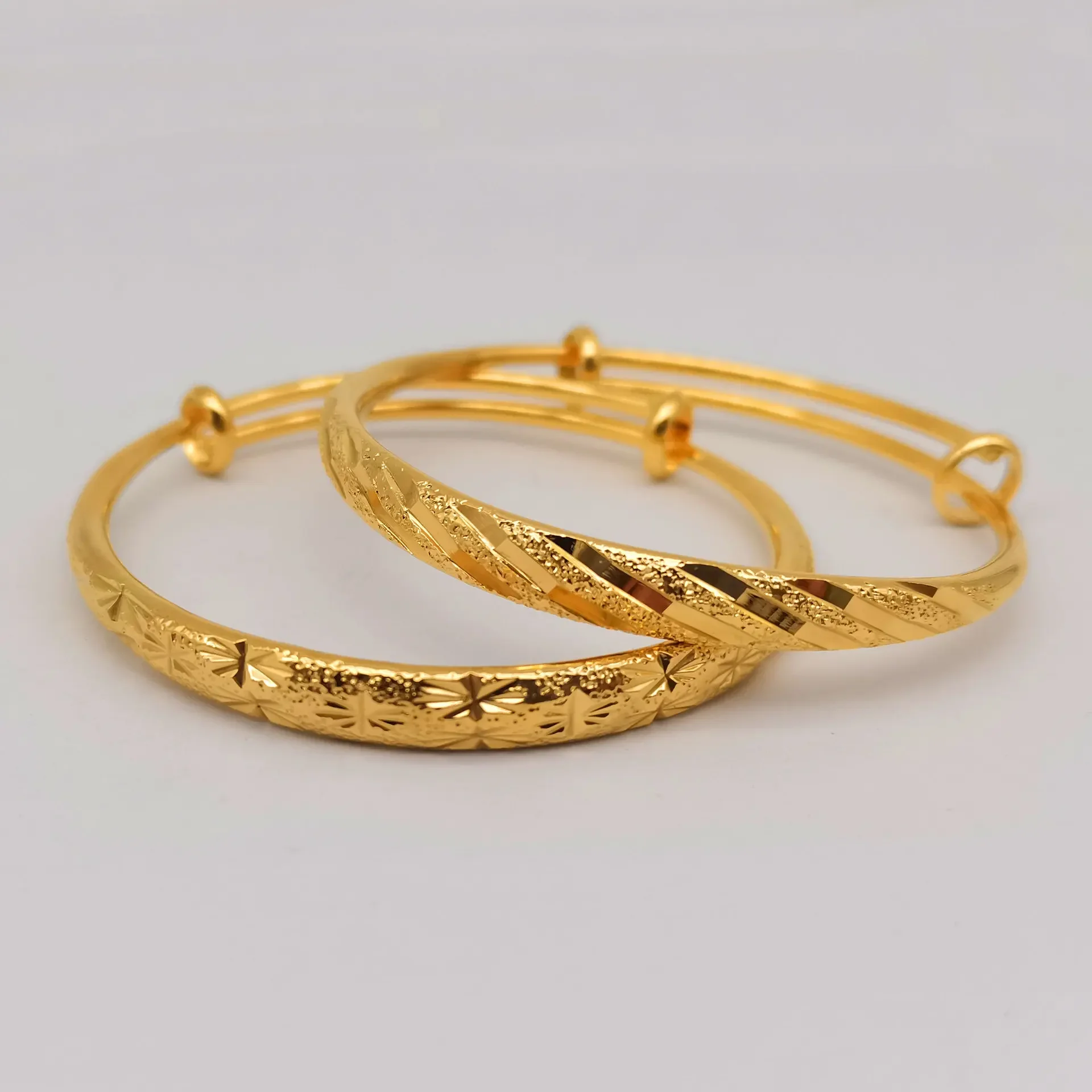 Классический модный браслет с гладкой поверхностью и звездным небом идеальный