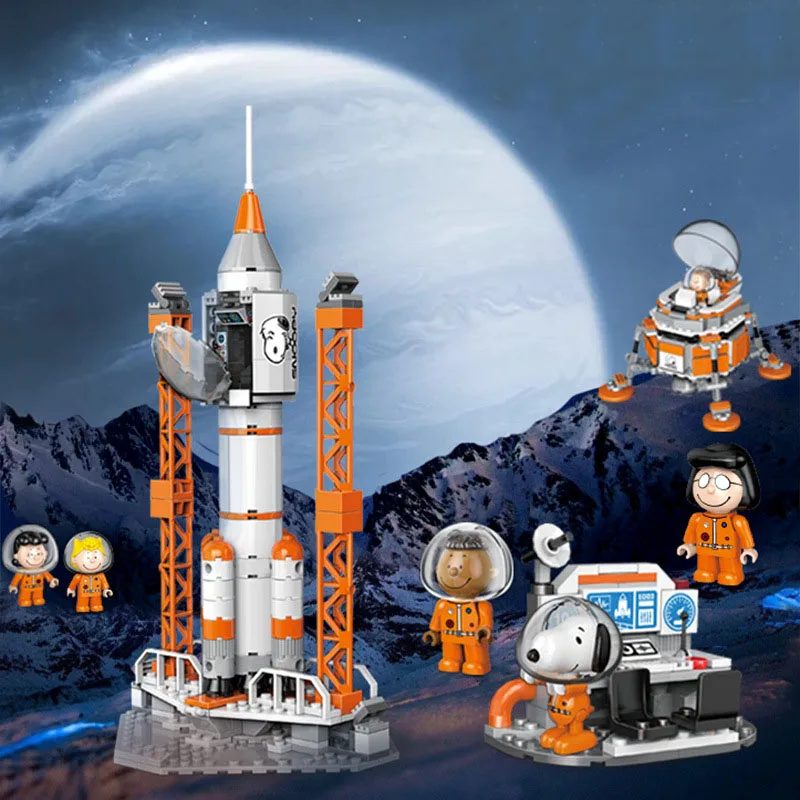 Snoopy Charlie Brown Woodstock Kawaii Cartoon Space Shuttle Rocket Building Blocks Children's Educational Assembling Toy