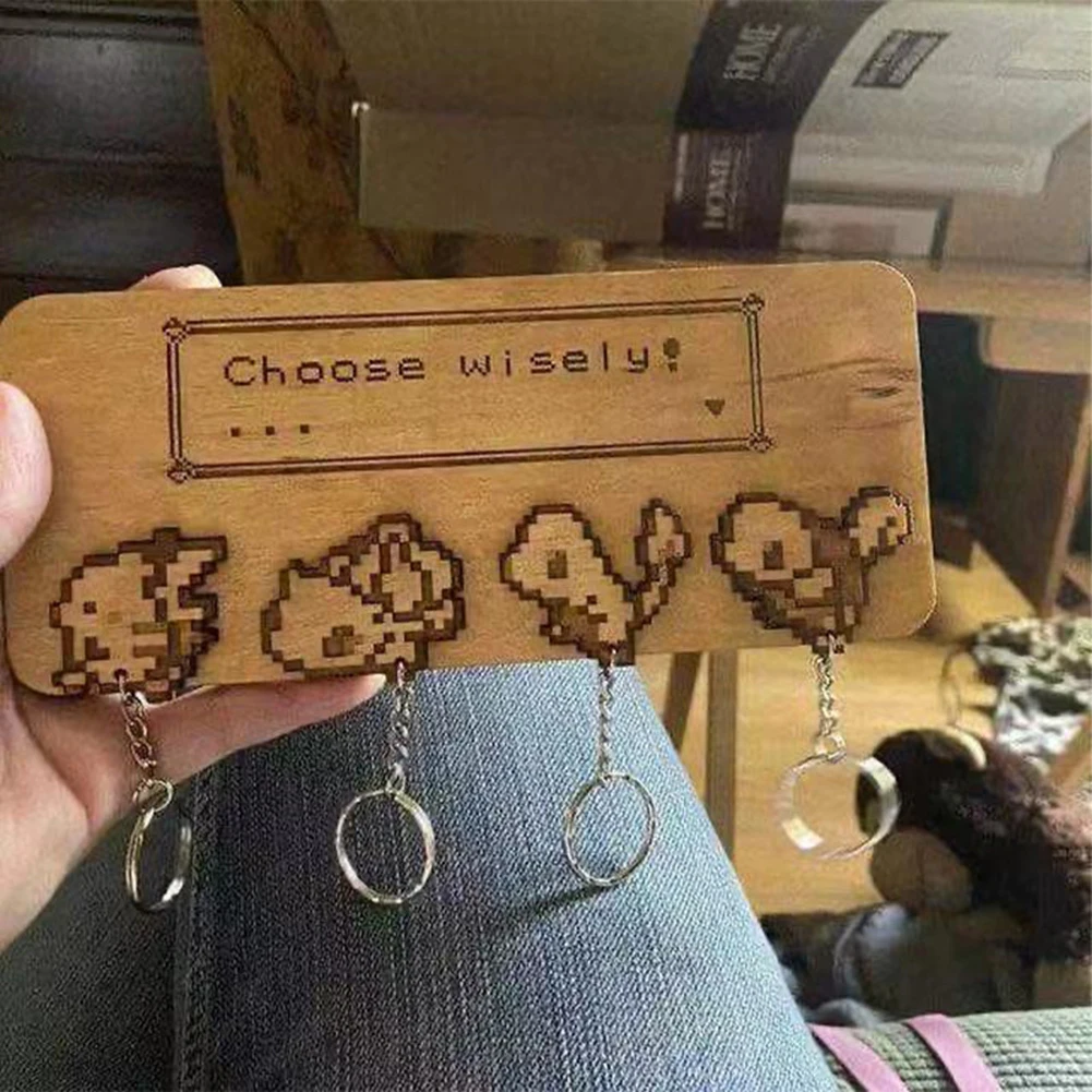 

Wood Carving Wall Hanging Keychain Decorative With 4 Hooks Room Ornaments Gifts Home Entrance Retro Crafts Wooden Key Holder