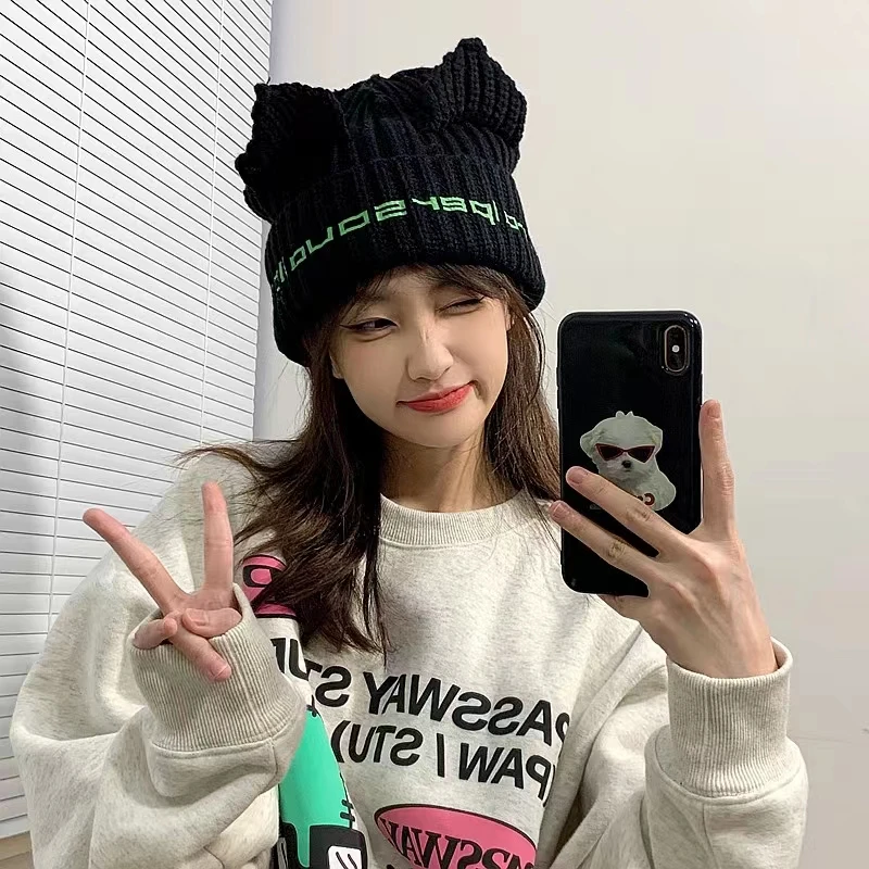 

Winter Skullies Cute Women black fox Hat Crochet Knitted Hat Costume Beanie Hats christmas gift for Women Gift Hip-hop Cap