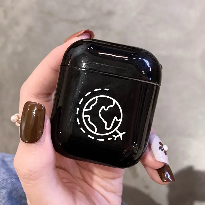 Жесткий Чехол для наушников Apple Airpods чехол с милой картой мира путешествия черный