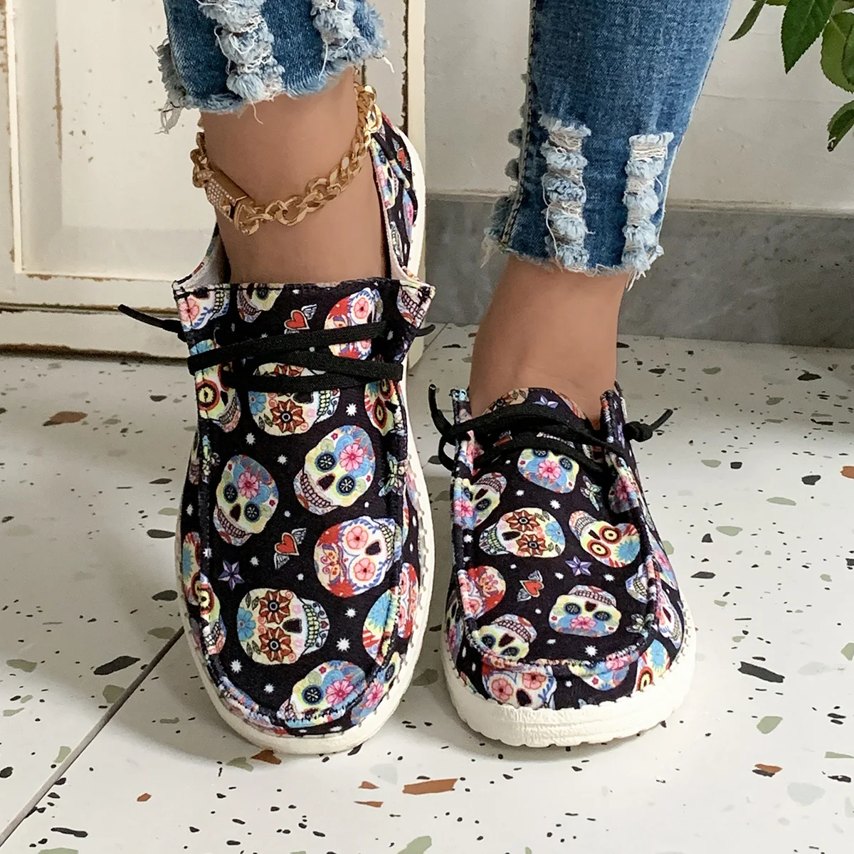 Women Shoes Sneakers Canvas Flats Large Size Women Fashion Vulcanize Shoes Summer Flats Mujer  Casual Shoes