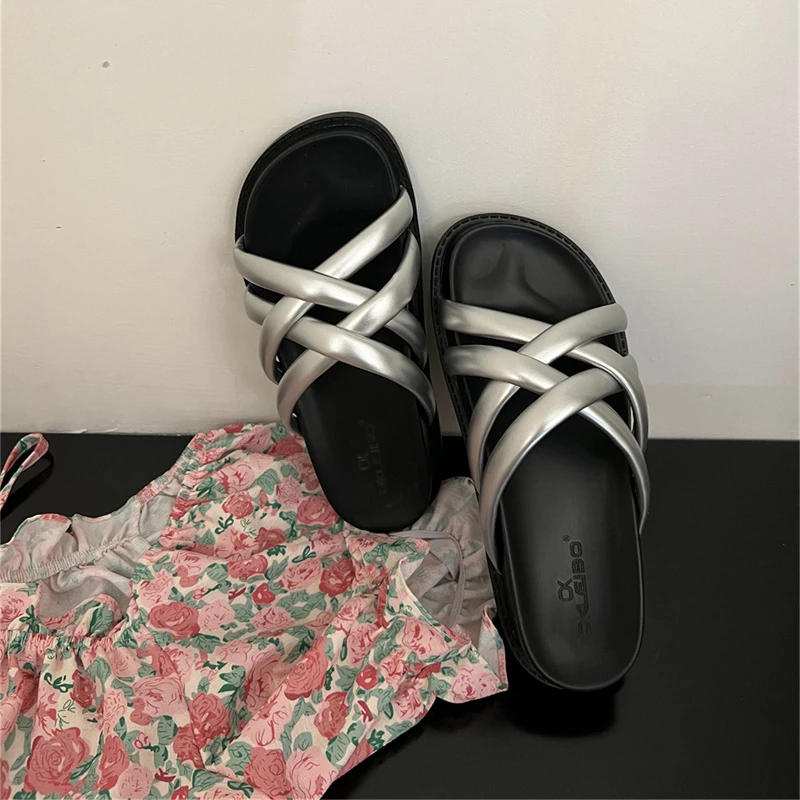 Summer women's sandals and slippers fashion casual outerwear 2023 new woven cross belt thick-soled high-end sandals and slippers
