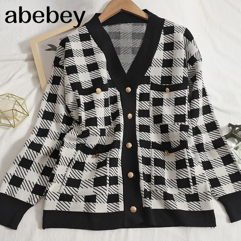 

Plaid Long Sleeve Knitted Cardigan Female V-neck Autumn 2021 Sweater Jacket Women Pockets Single Breasted Open Stitch