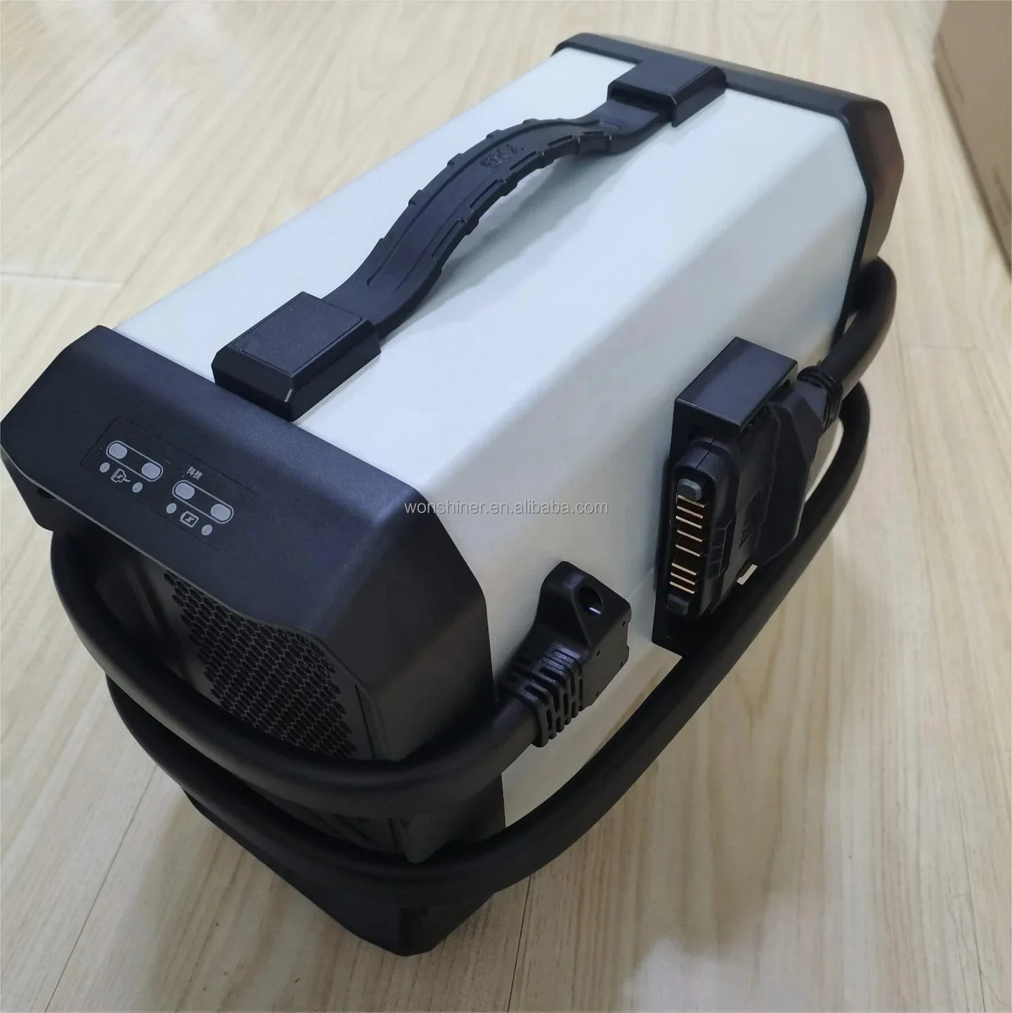 Супер быстрое зарядное устройство CM27000 2022 для одновременной зарядки