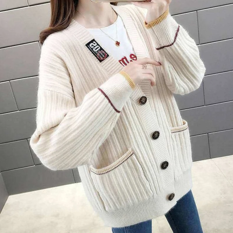

Sweater Cashmere Harajuku Cardigan for Women White Knitted Tops Winter 2022 Trend Korean Style Fashion Sweaters Cardigans Female