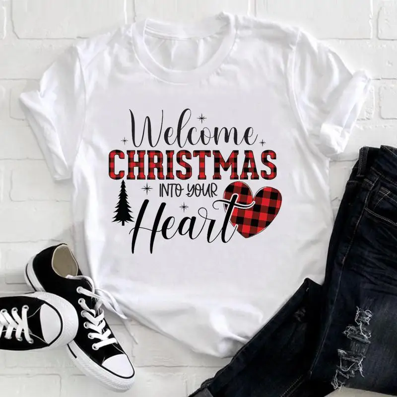 

Женская футболка с принтом 2022, футболка с рисунком на Рождество, красивый праздник, новый год, клетчатая, с любовным сердцем, красивый топ, му...