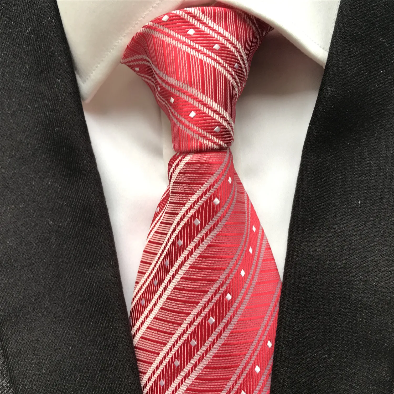 

10 cm Width New Design Men's Ties Jacquard Woven Neck Tie Corbatas Red with White Stripes Grids
