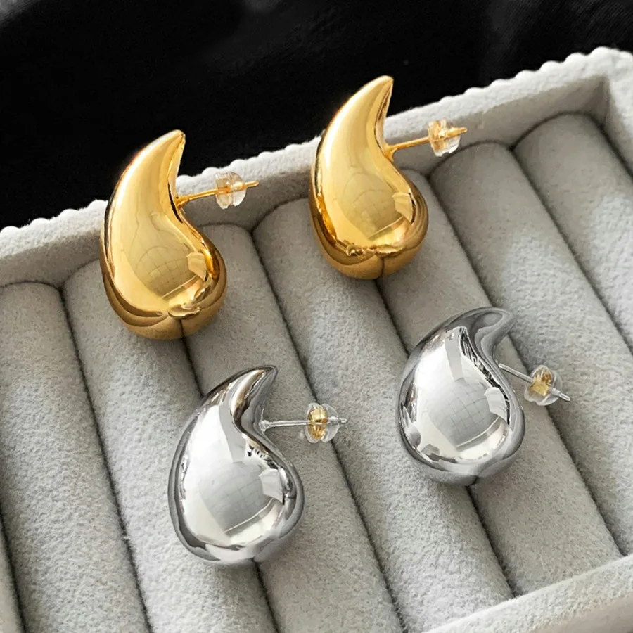 

Hotselling gold and silver colored water drop earrings, niche European and American high-end design, unique temperament earrings