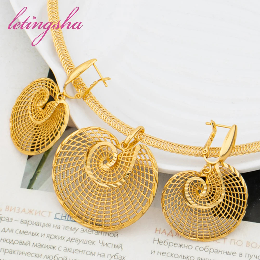 

Bohemia Bridal Necklace Pendant Earrings Classic Women's Jewelry Set Dubai Luxury Vintage Gold Color Jewelry Set Daily Wear Part