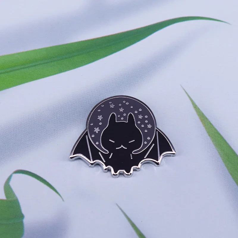 XM-забавная Милая брошь космическая летучая мышь готические аксессуары для