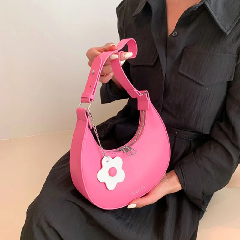 

Fashion Black Shoulder Bags for Women Pu Leather Solid Color Half Moon Crossbody Bag Designer Lady Handbags Ladies Underarm Bags