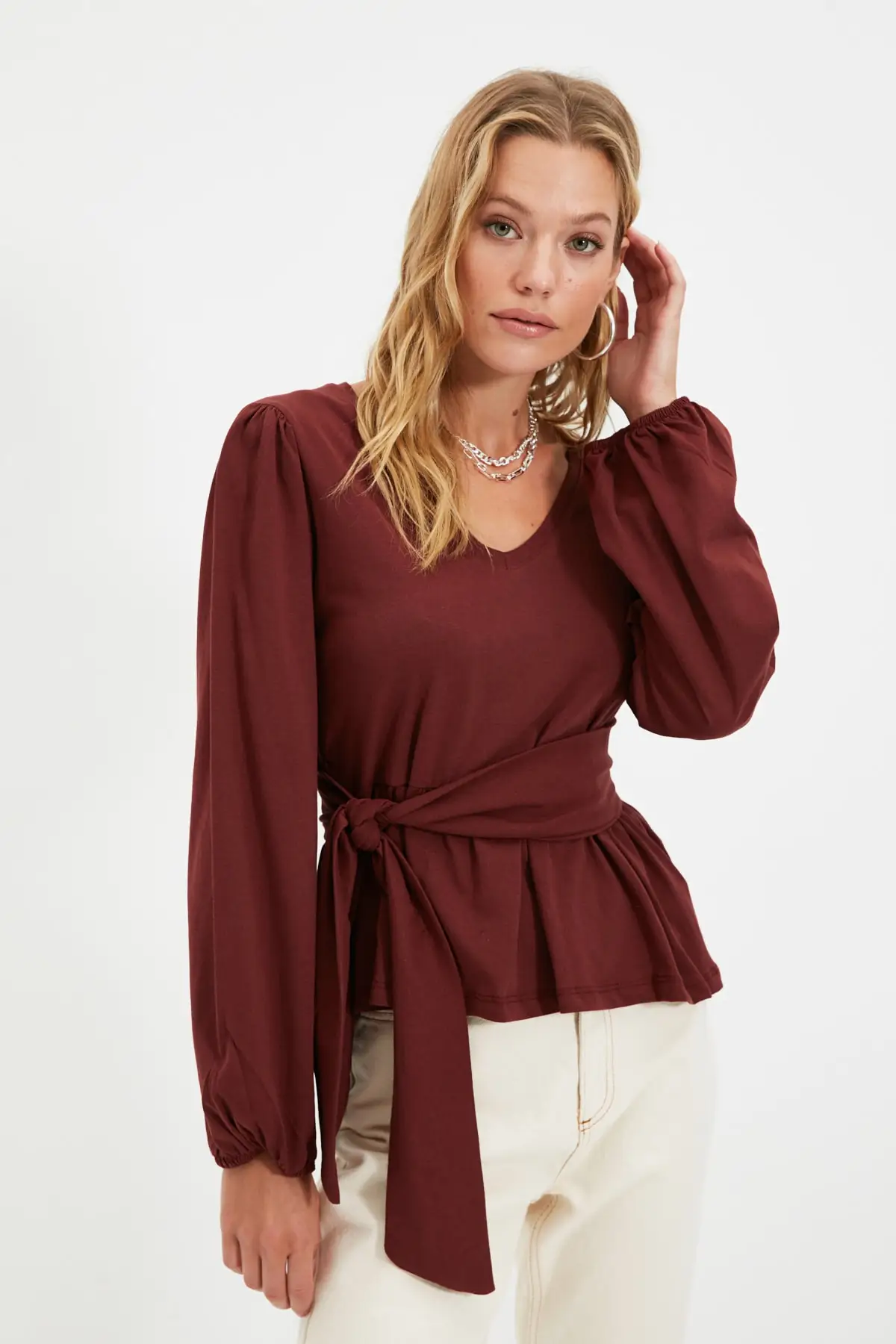

Trendyol Lacing Detailed Knitted Blouse TWOAW22BZ0161