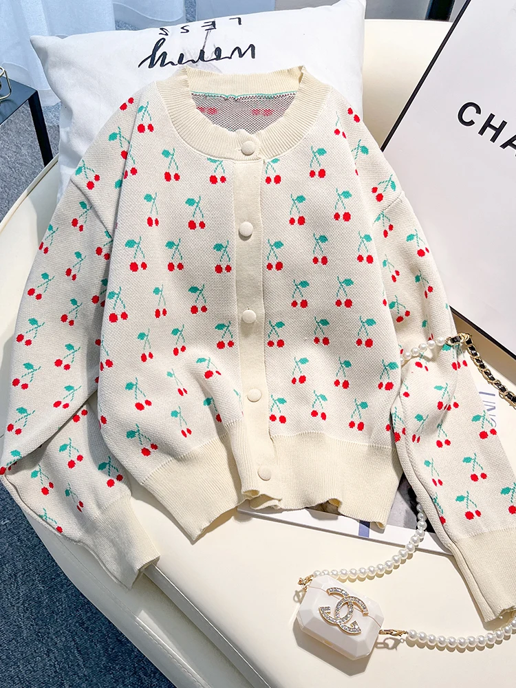 

Женский кардиган ZOKI в стиле преппи, Повседневный свитер с круглым вырезом и пуговицами, вязаное осеннее дамское пальто с вишней, корейский Свободный женский свитер, Топ