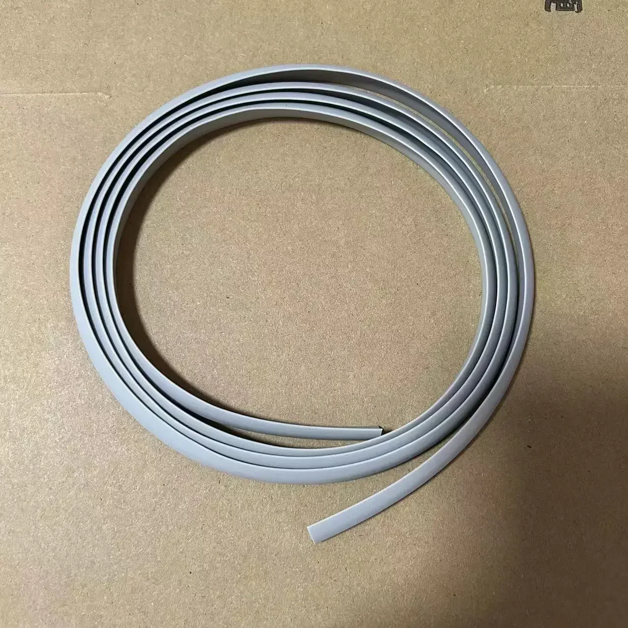 

Для Toyota Land Cruiser 4500 LC80 PRADO 3400 LC95 колесо крыла брова большой объемный край уплотнительная резиновая полоса