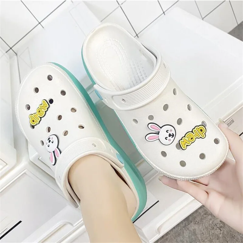 Fashion Women Breathable Slippers Outdoor Clogs Thick Sole Beach Sandals Woman EVA Non-slip Home Garden Hole Shoes