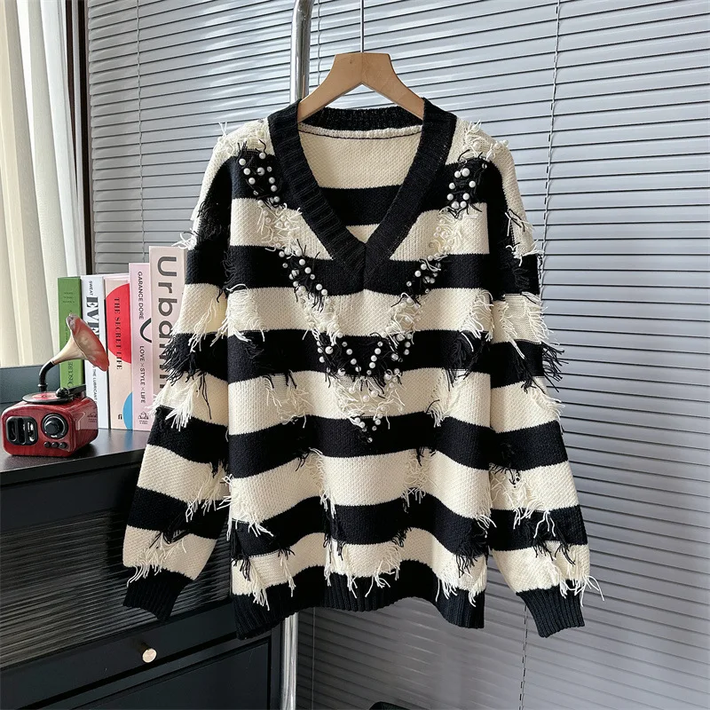 

Женский полосатый пуловер с V-образным вырезом, с бахромой