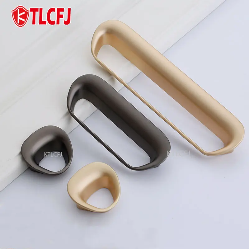 

Ktlcfj Zinc Alloy Cupboard Wardrobe Drawer Pulls and Knobs Fashion Furniture Handle Hardware Modern Simple Door Cabinet Handles