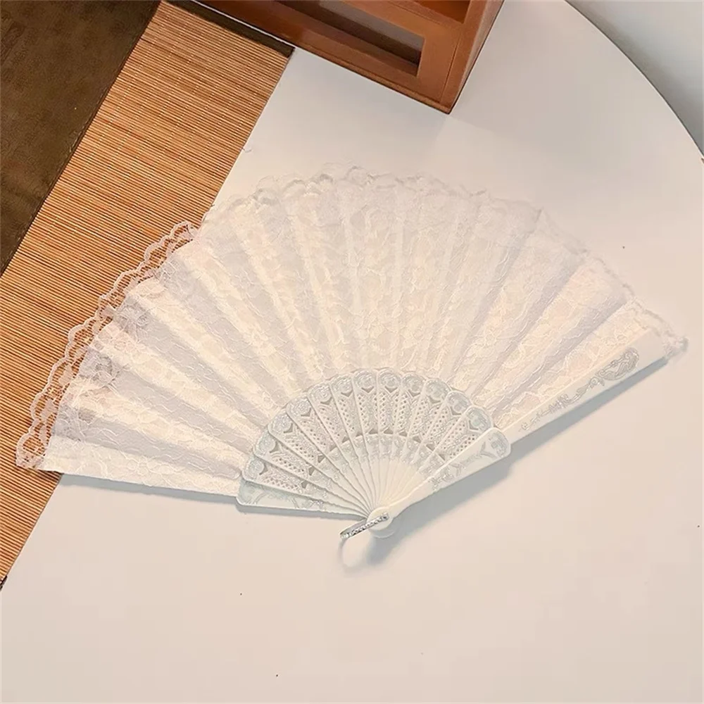 Черный кружевной складной веер