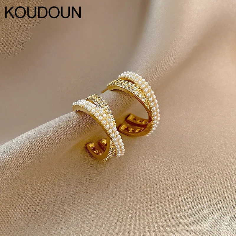 

2022 Korean Sweet Style Earrings French Retro Geometric Pearl Earrings Female Cross Fashion Temperament Simple Earrings