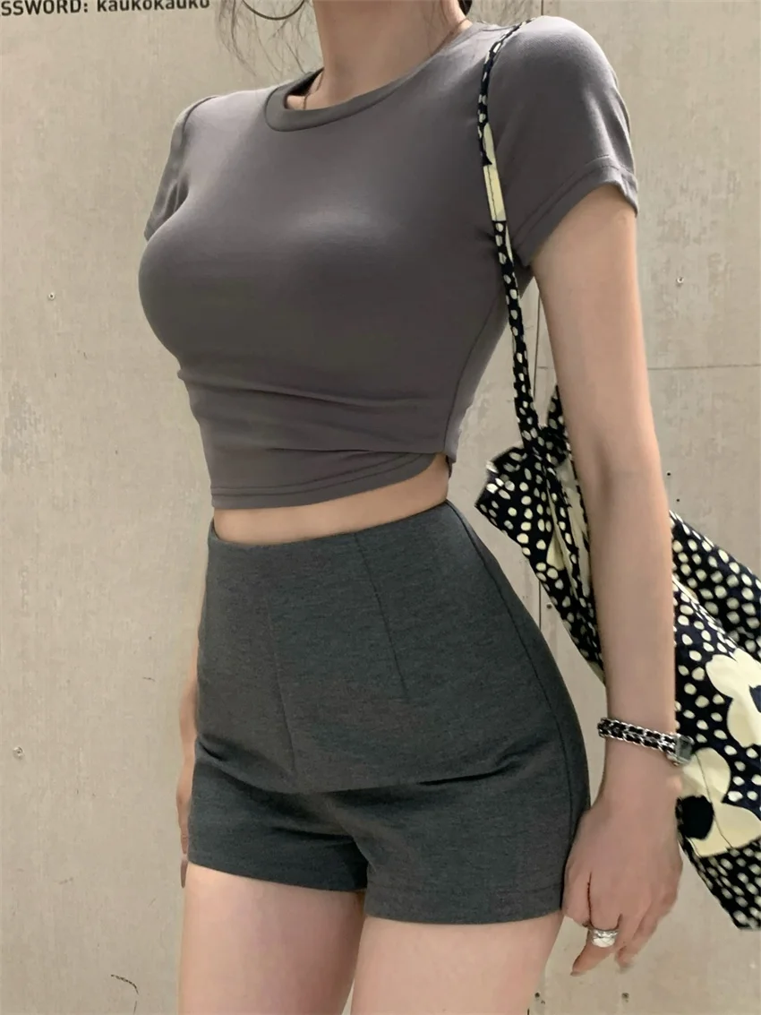 Футболка женская облегающая с завышенной талией однотонная лето 2024