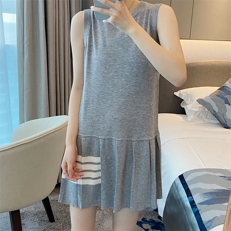 

High Quality Summer TB Four-bar Round Neck Sleeveless Dress Women's College Style Ice Linen Knitted Pleated Skirt A-line Skirt