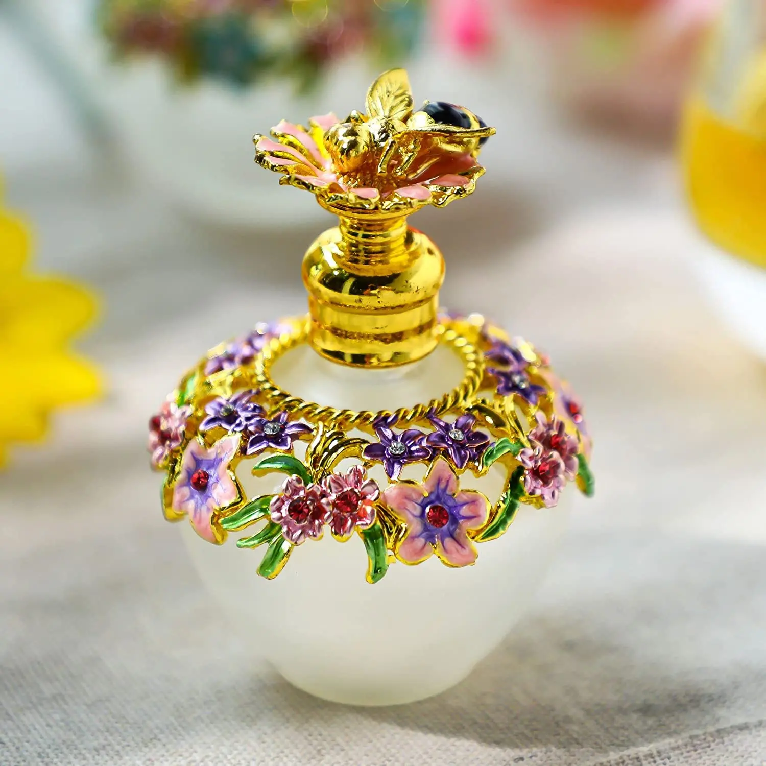 H&D Vintage Glass Flowers Perfume Bottle with Bee Charm Decorative Fancy Crystal Perfume Decanter Empty Refillable(Golden,40ML)