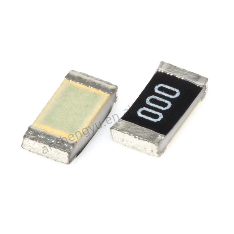 

CRCW12060000Z0EAHP 0Ω 1206 чиповый резистор 1206 Новый оригинальный