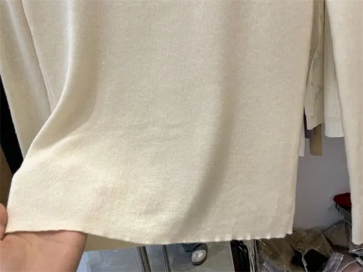 Большой вязаный свитер с U-образным вырезом и длинными рукавами для женщин