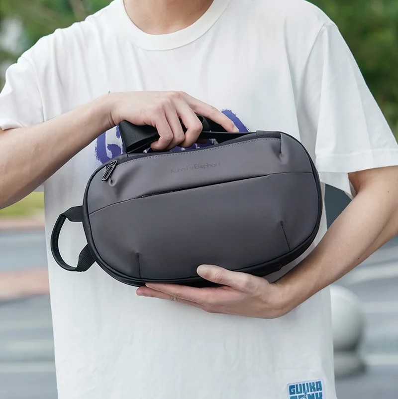 Men's Chest Bag Large Capacity USB Quick Charge Crossbody Bag Outdoor Sports Chest Bag Men's Fashion Casual Shoulder Chest Bag