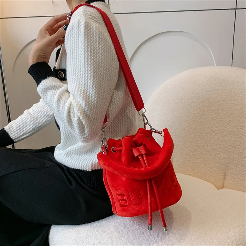 Trendy Brand Designer VELOUR Bucket Shoulder Crossbody Bags Women Handbags and Purse 2023 New Lady's Messenger Bags High Quality