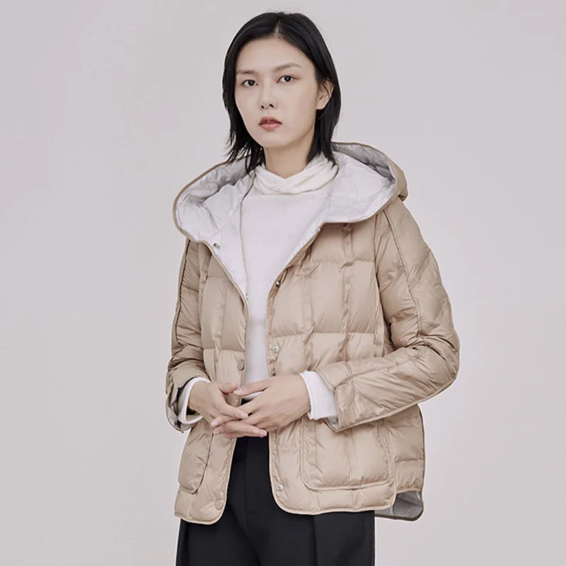 Women 2023 Winter New Fashion Seamless Light White Duck Down Coats Female Solid Short Hooded Puffer Jackets Ladies Warm Outwear