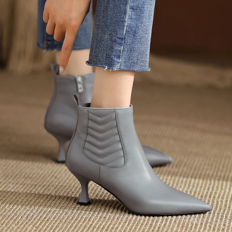 

Autumn and winter Women ankle boots natural leather plus size 22-25cm Cowhide upper side zipper Chelsea Boots platform shoes