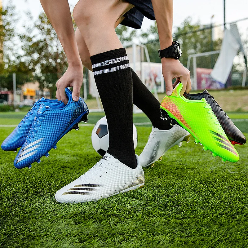 

Teenager Summer Breathable Trend Student Flying Mesh Boys and Girls Little Shattered Grass Training Football Shoes34-45