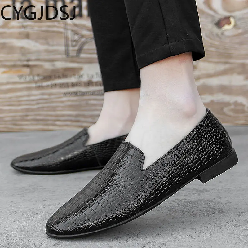 

Office 2023 Slip on Shoes Men Italiano Formal Shoes Loafers Men Oxford Shoes for Men Business Suit Casuales Wedding Dress Erkek