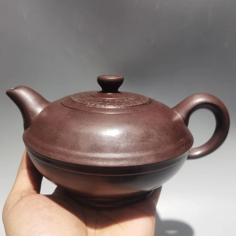 

Китайский исинский стеклянный чайник из фиолетовой глины Сплетницы Shi Dabin 400CC