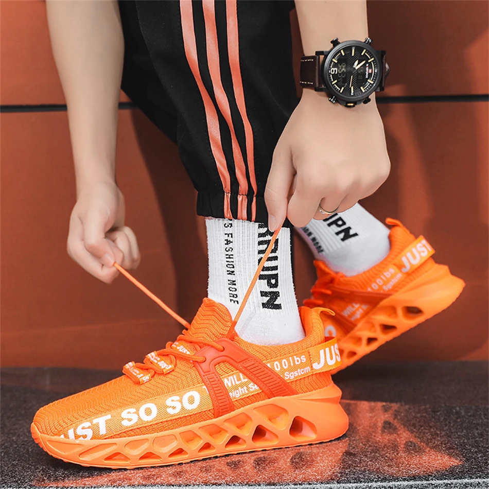 

New Sports Shoes Outdoor Lightweight Breathable Comfortable Couple Shoes Travel Sports Tennis Running Plus Size Couple Shoes