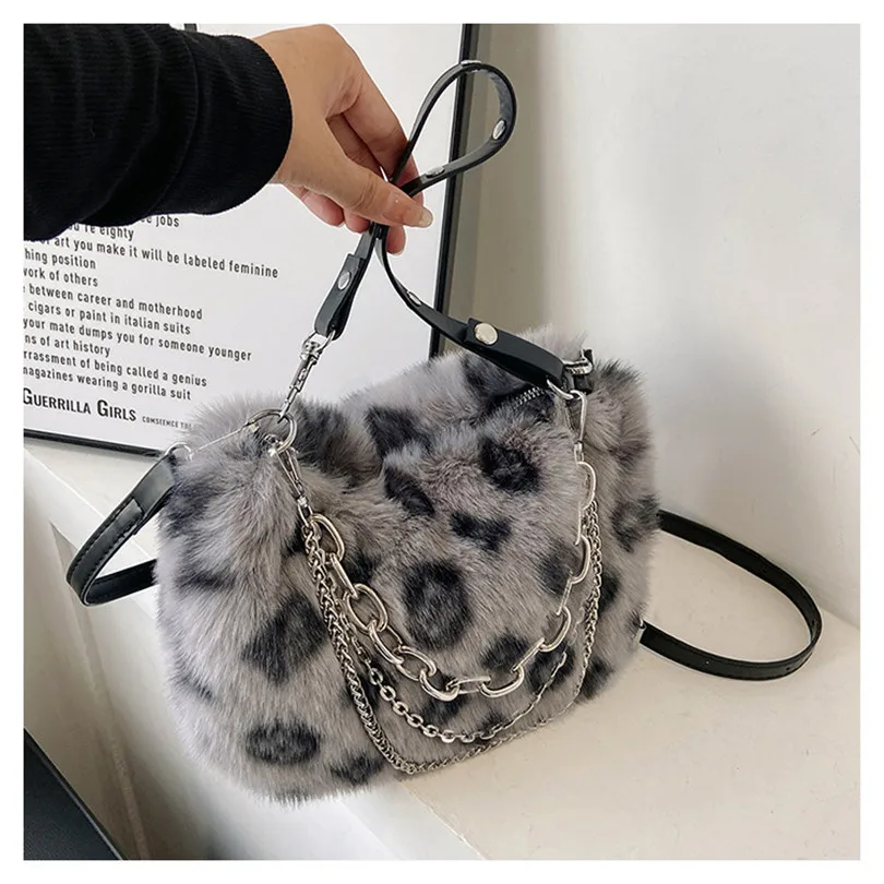 

Luxury Designer Crossbody Bags Fashion Women Shoulder Bag Winter Soft Plush Faux Fur Large Capacity Fluffy Chain Female Handbag