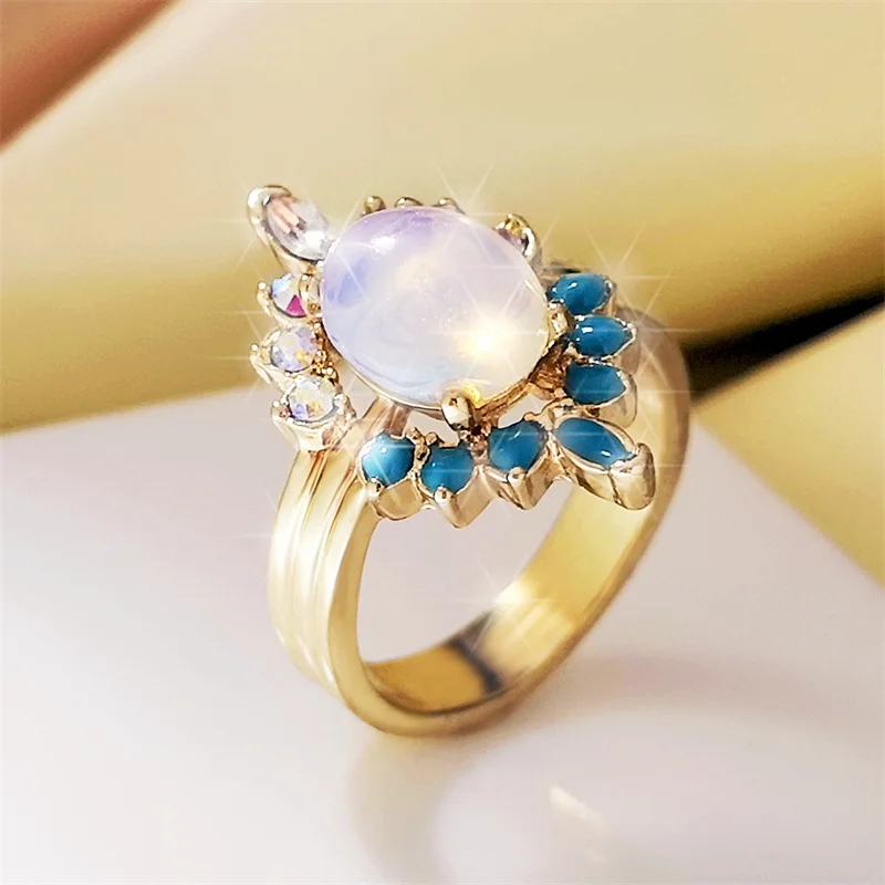 

Temperament Vintage Round Moonstone Ring Inlay Colorful Flower Shaped Zircon For Women Gold Color Wedding Birthday Jewelry