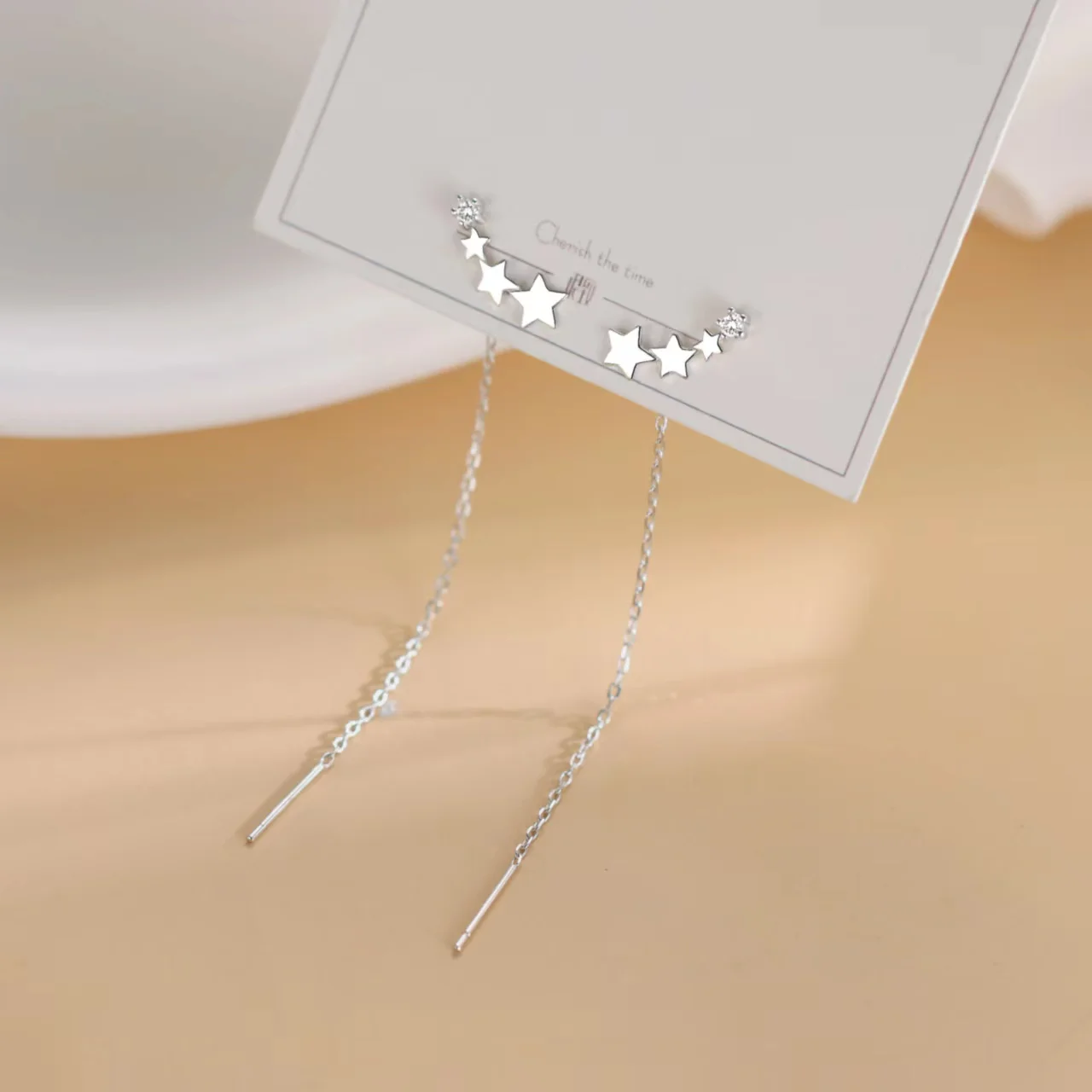 

2022 new star tassel earrings women's light luxury all-match niche design high-end fashion all-match women's earrings