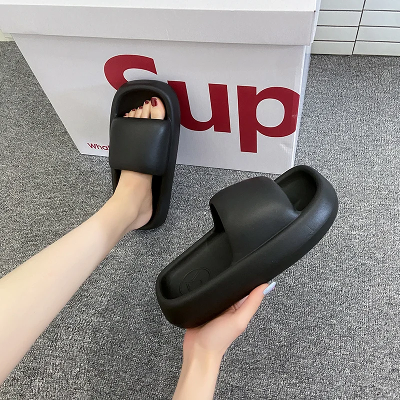2023 New Type Slippers Women's Luxury Men's Slippers Platform Slippers Women's Sandals Fashion Slippers