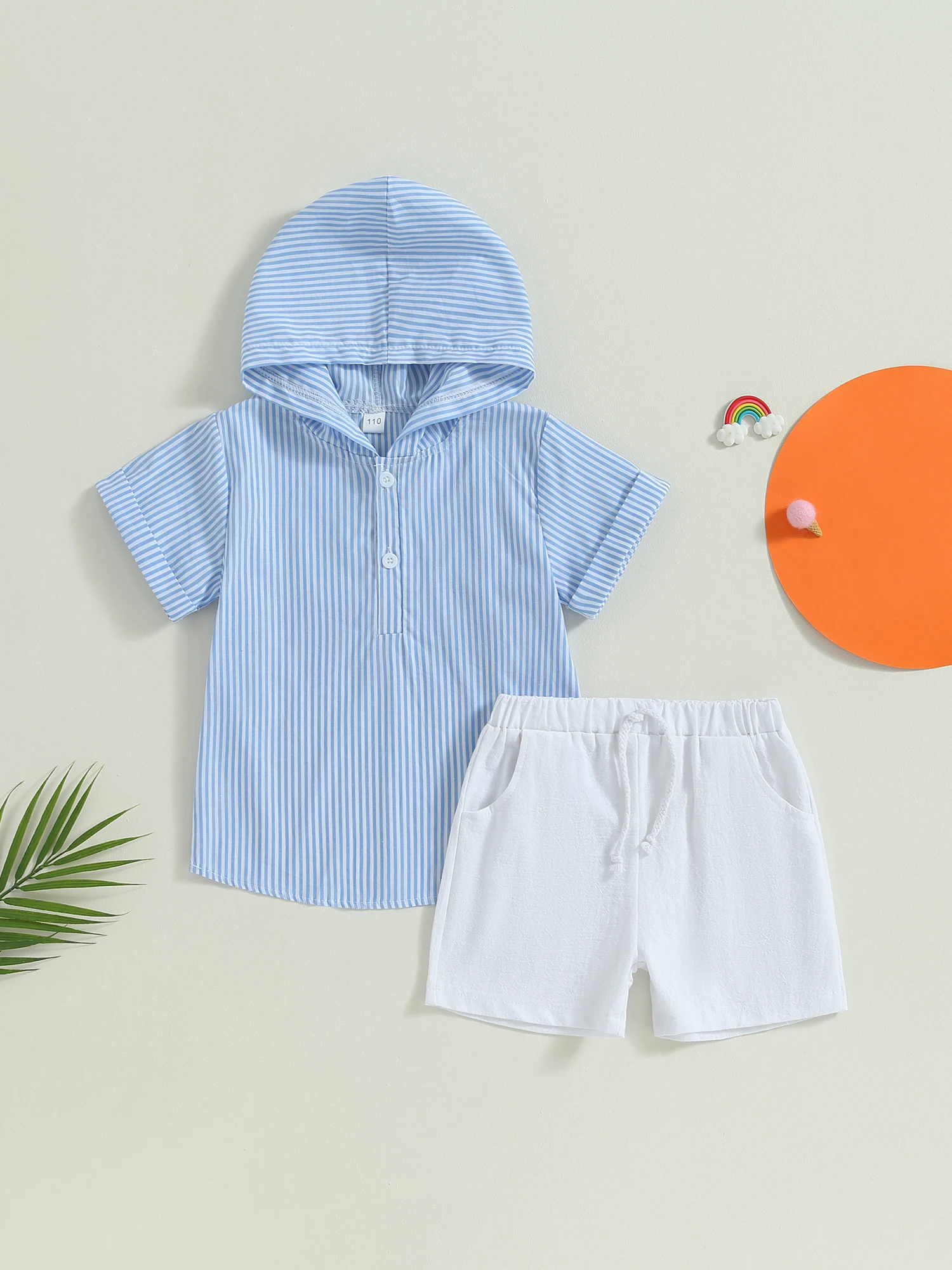 

Boys Stylish 2-Piece Set Short Sleeve Hooded T-shirt Tops and Casual Shorts for a Cool Summer Look