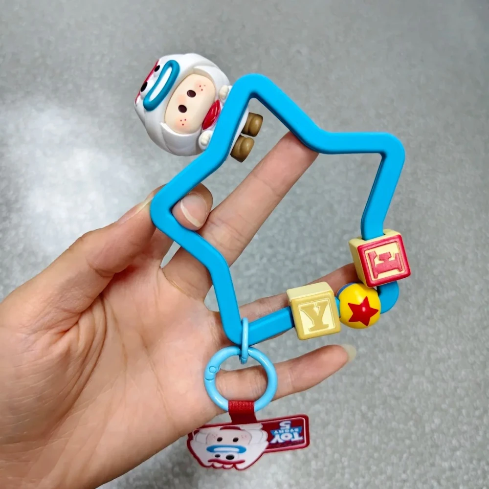 Фото YOYO X Toy Story 5 Подвеска для телефона Blind Box: Фигурка Вуди и Базза Лайтера, Брелок-украшение, Сюрприз-пакет, Игрушка-подарок №5