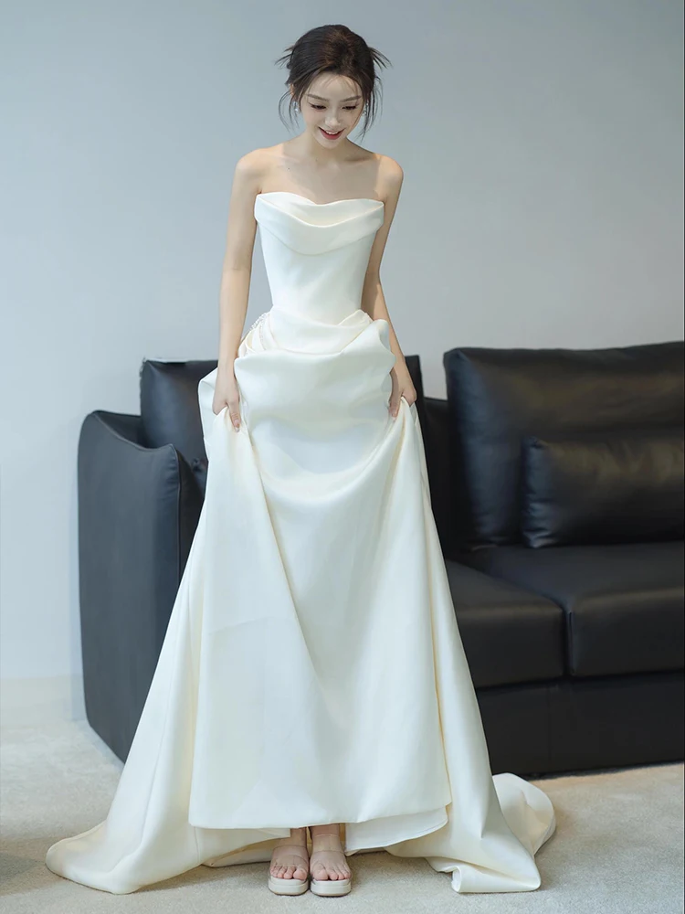 French sle Tube Top Light Wedding Dress Satin High-Grade Bridal Mori look Outdoor Yarn Simple Small Tail Temperament White ...