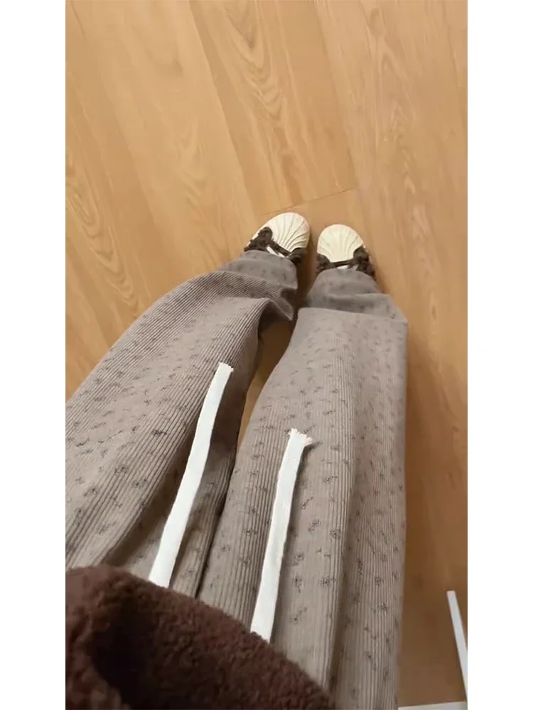 Вельветовые широкие брюки зимние утепленные драпированные с высокой талией и